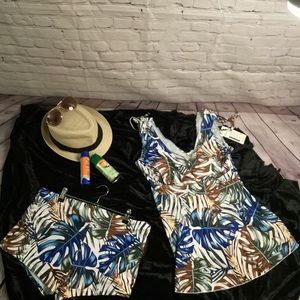 🌴 2-Piece Hawaiian Inspired Bathing Suite 🏝️ Size XL